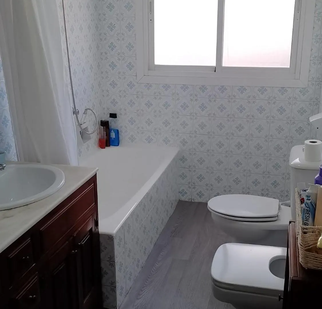Habitacion Privada Centro Malaga Cerca Tren Maria Zambrano Y Playa Muy Buena Conexion Wifi 0*,