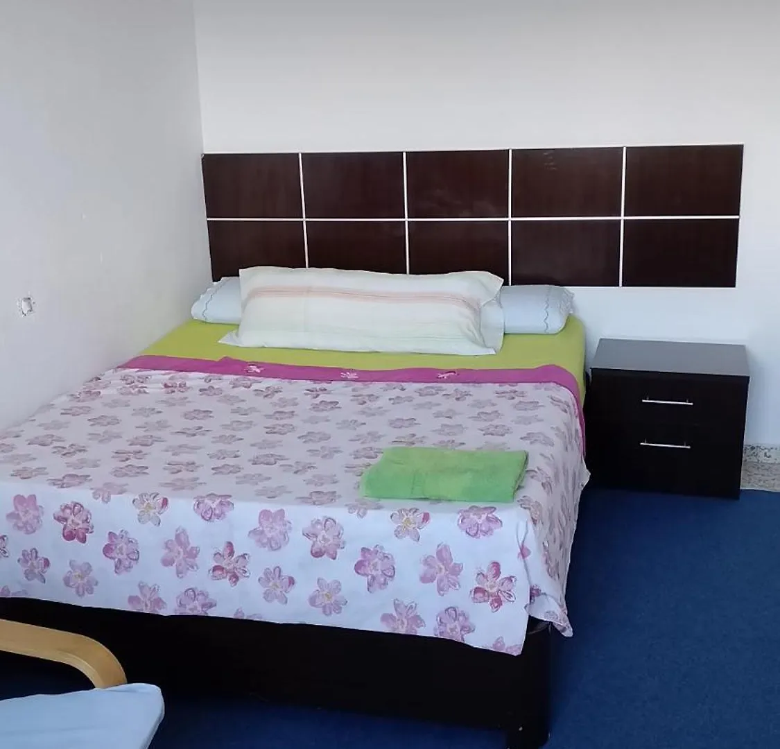 Homestay Habitacion Privada Centro Malaga Cerca Tren Maria Zambrano Y Playa Muy Buena Conexion Wifi