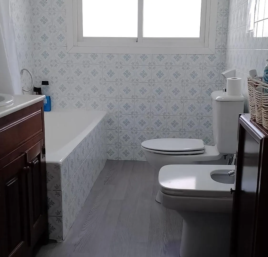 Homestay Habitacion Privada Centro Malaga Cerca Tren Maria Zambrano Y Playa Muy Buena Conexion Wifi