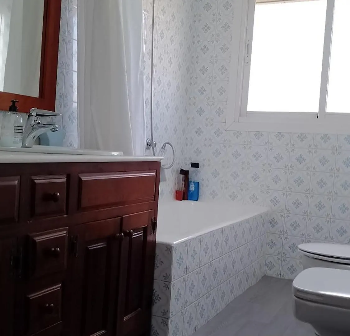 Habitacion Privada Centro Malaga Cerca Tren Maria Zambrano Y Playa Muy Buena Conexion Wifi Homestay