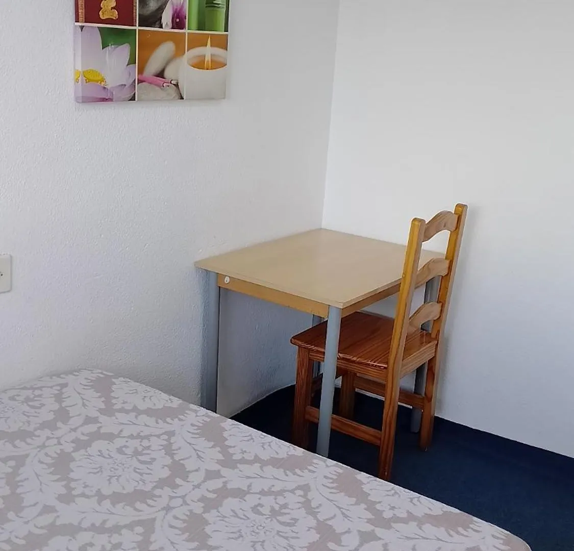 Habitacion Privada Centro Malaga Cerca Tren Maria Zambrano Y Playa Muy Buena Conexion Wifi