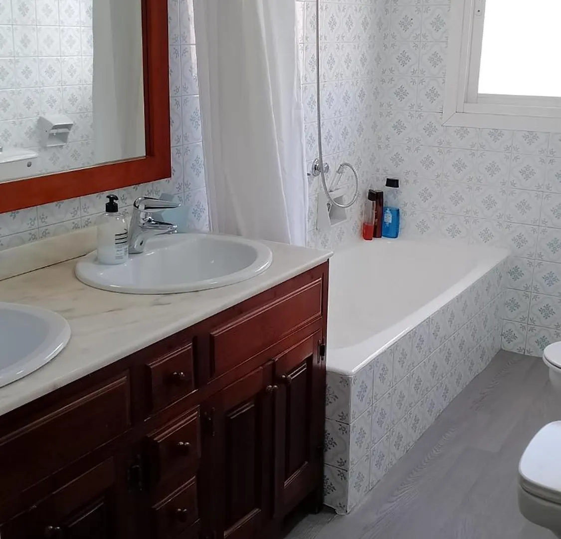 Habitacion Privada Centro Malaga Cerca Tren Maria Zambrano Y Playa Muy Buena Conexion Wifi