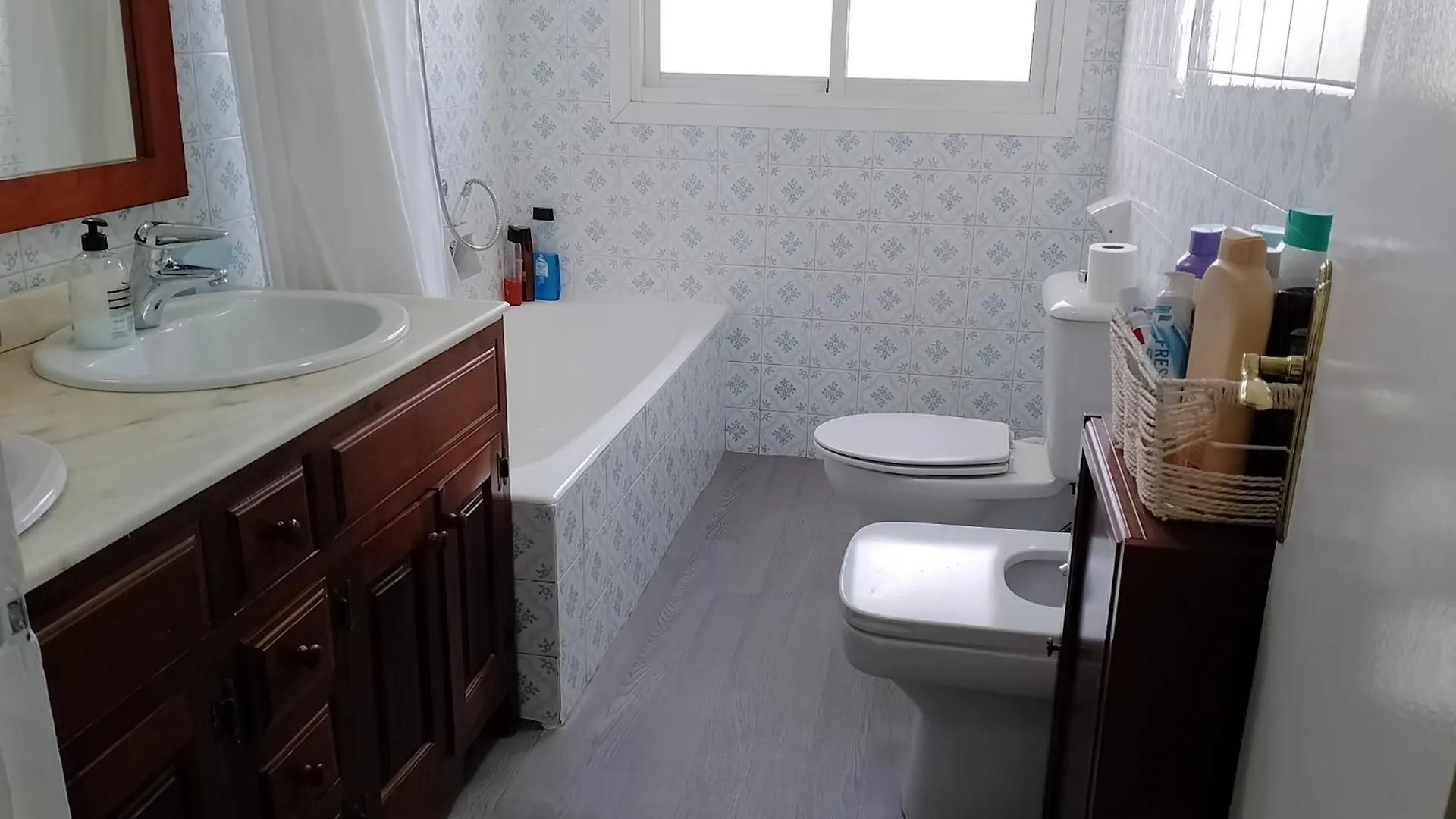 Kwatera prywatna Habitacion Privada Centro Malaga Cerca Tren Maria Zambrano Y Playa Muy Buena Conexion Wifi Hiszpania
